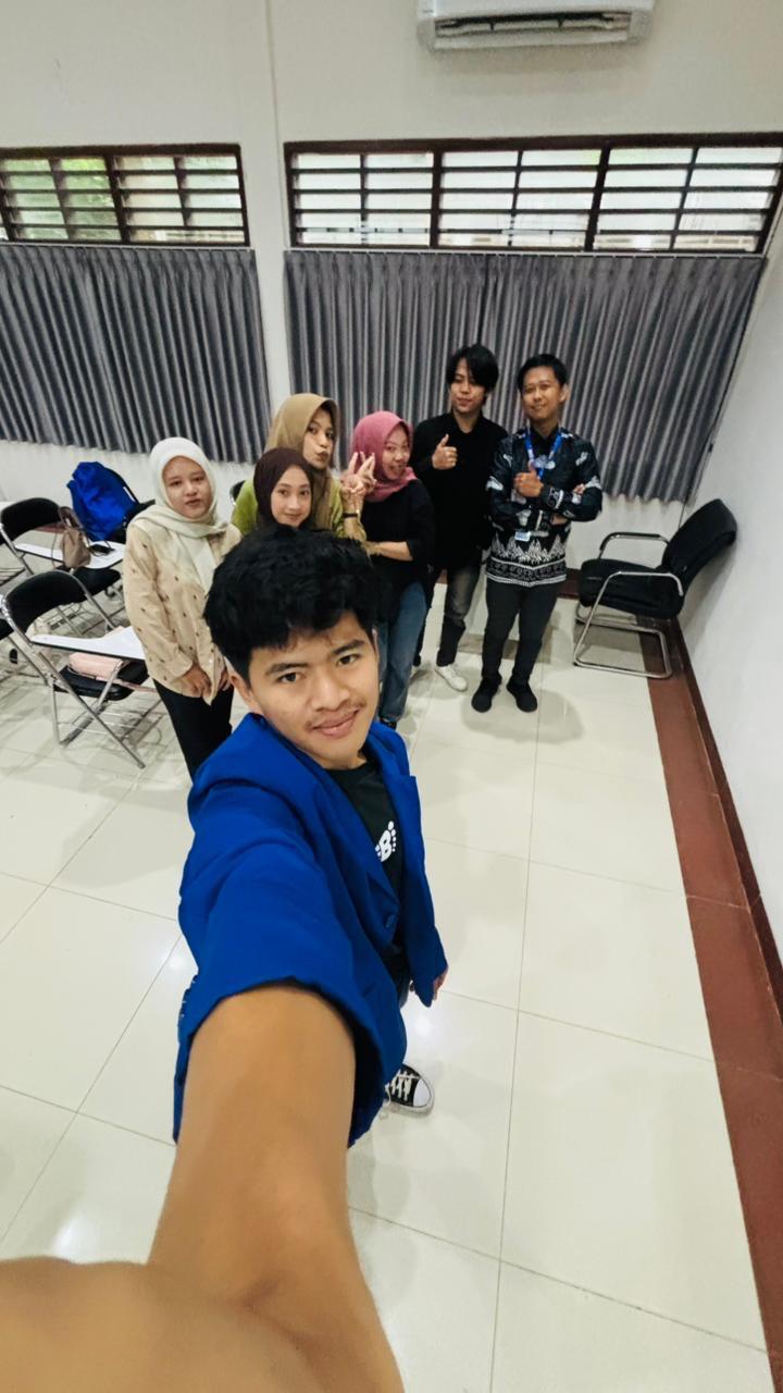 Foto galeri With Dosen Informatika